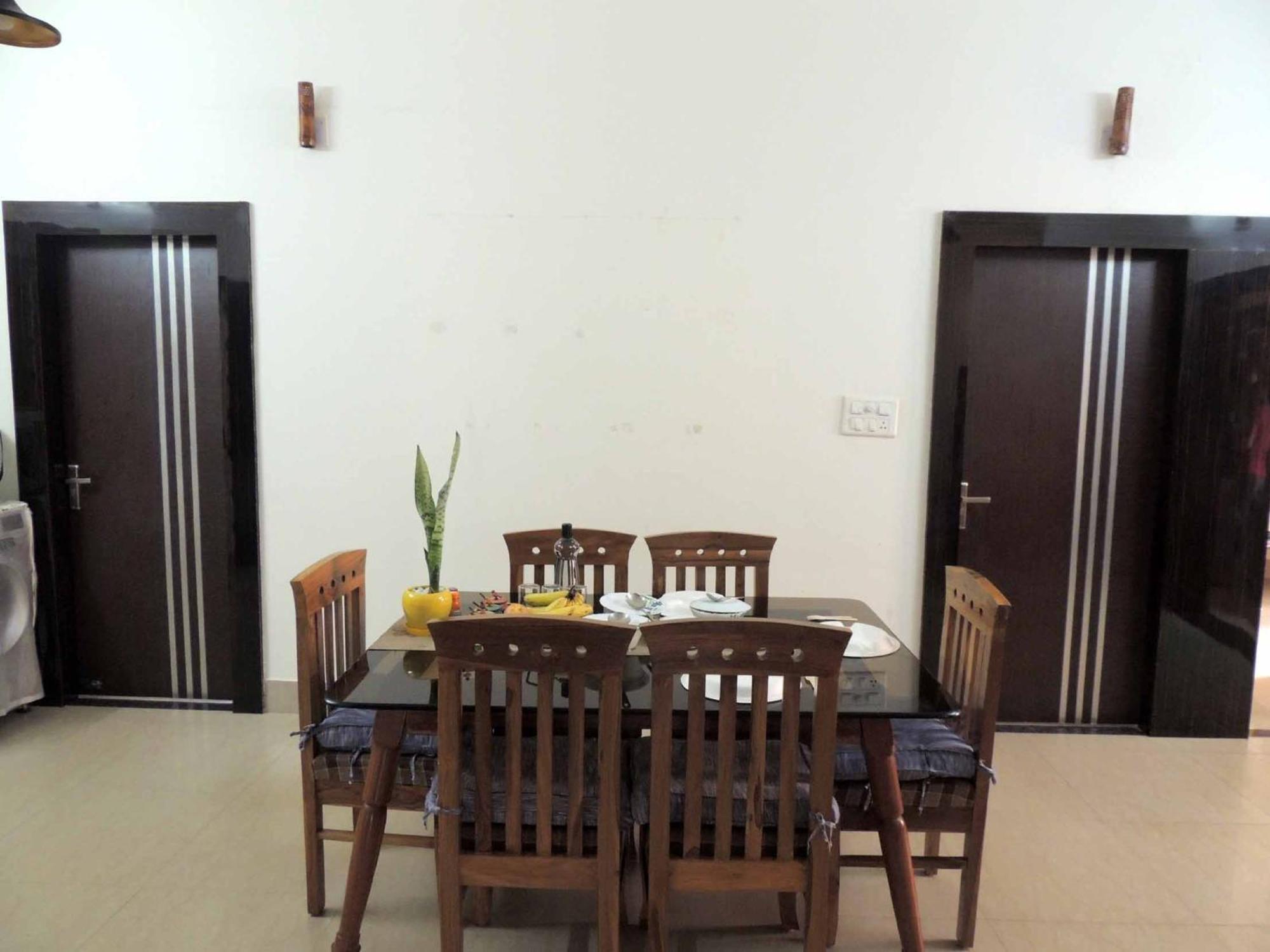 Sublime Homestay ブバネーシュワル エクステリア 写真